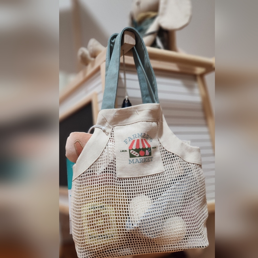 Pillowfort Farmers Market play set